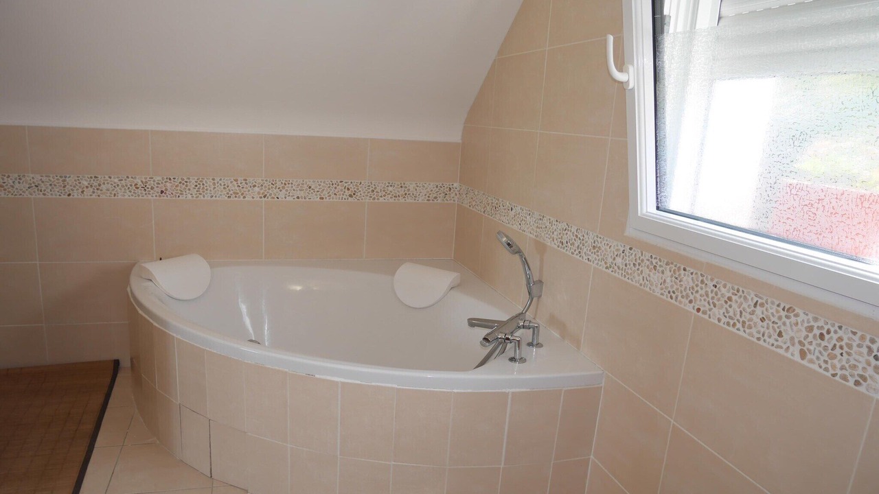 Photo of Bathroom in Douarnenez