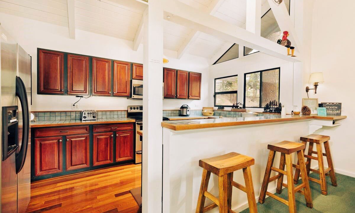 Photo of Kitchen in Mammoth Lakes