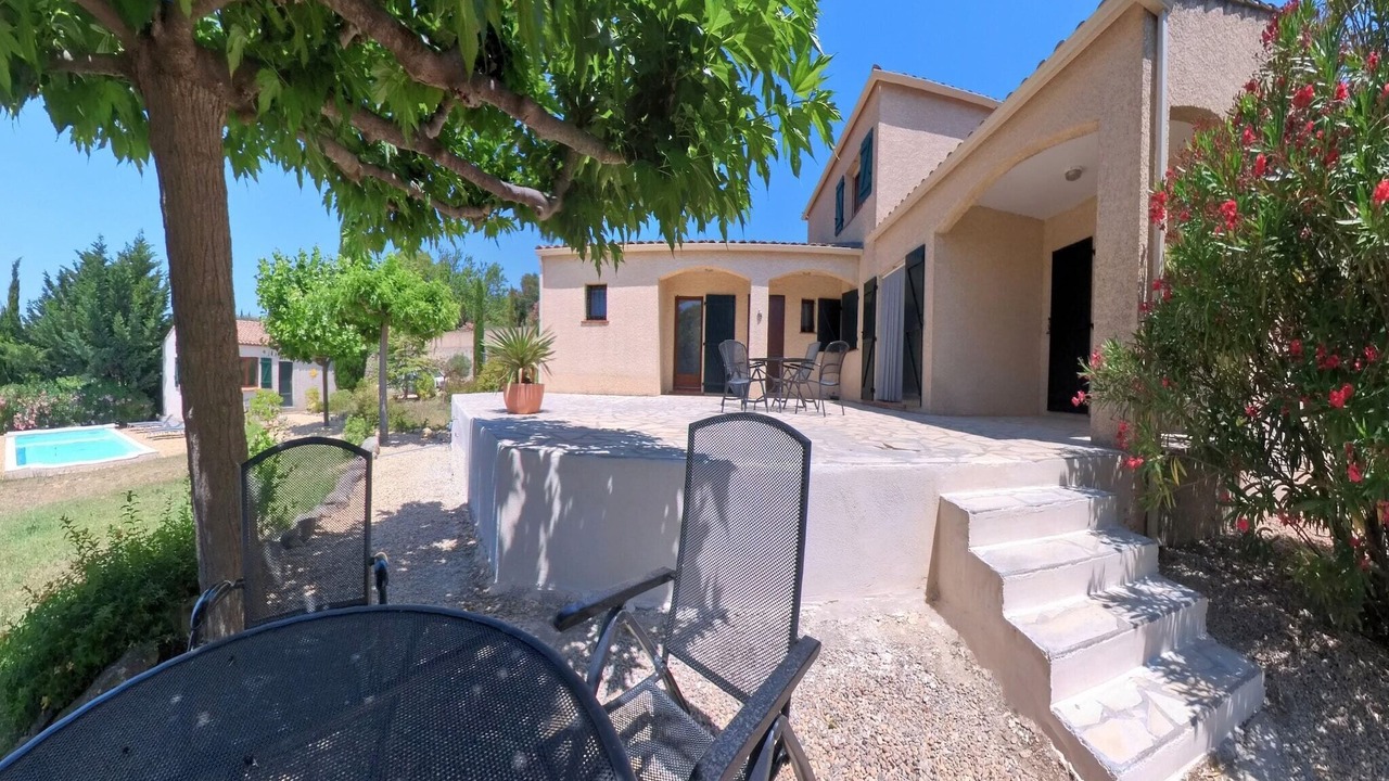 Photo of Patio Balcony in Aigne