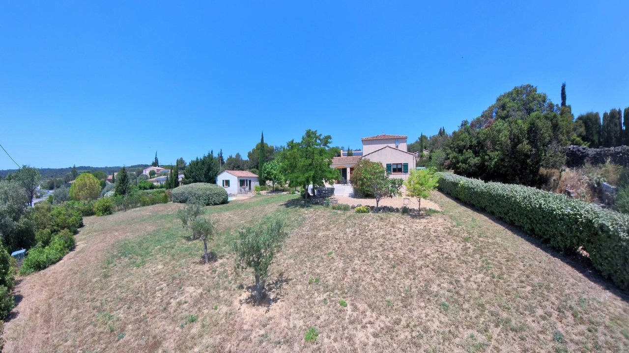 Photo of Outdoor in Aigne