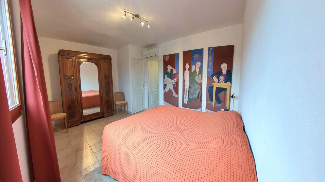 Photo of Others in Aigne