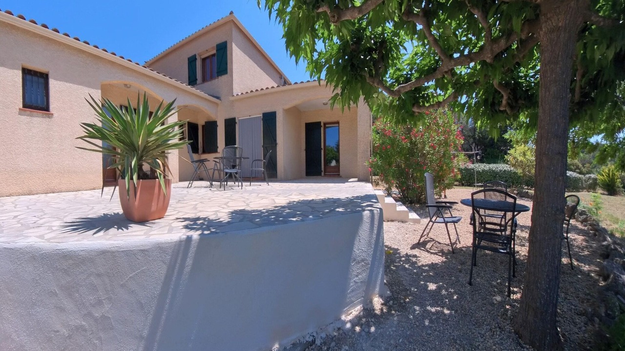 Photo of Patio Balcony in Aigne