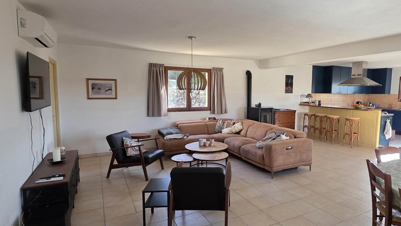 Photo of Livingroom in Aigne