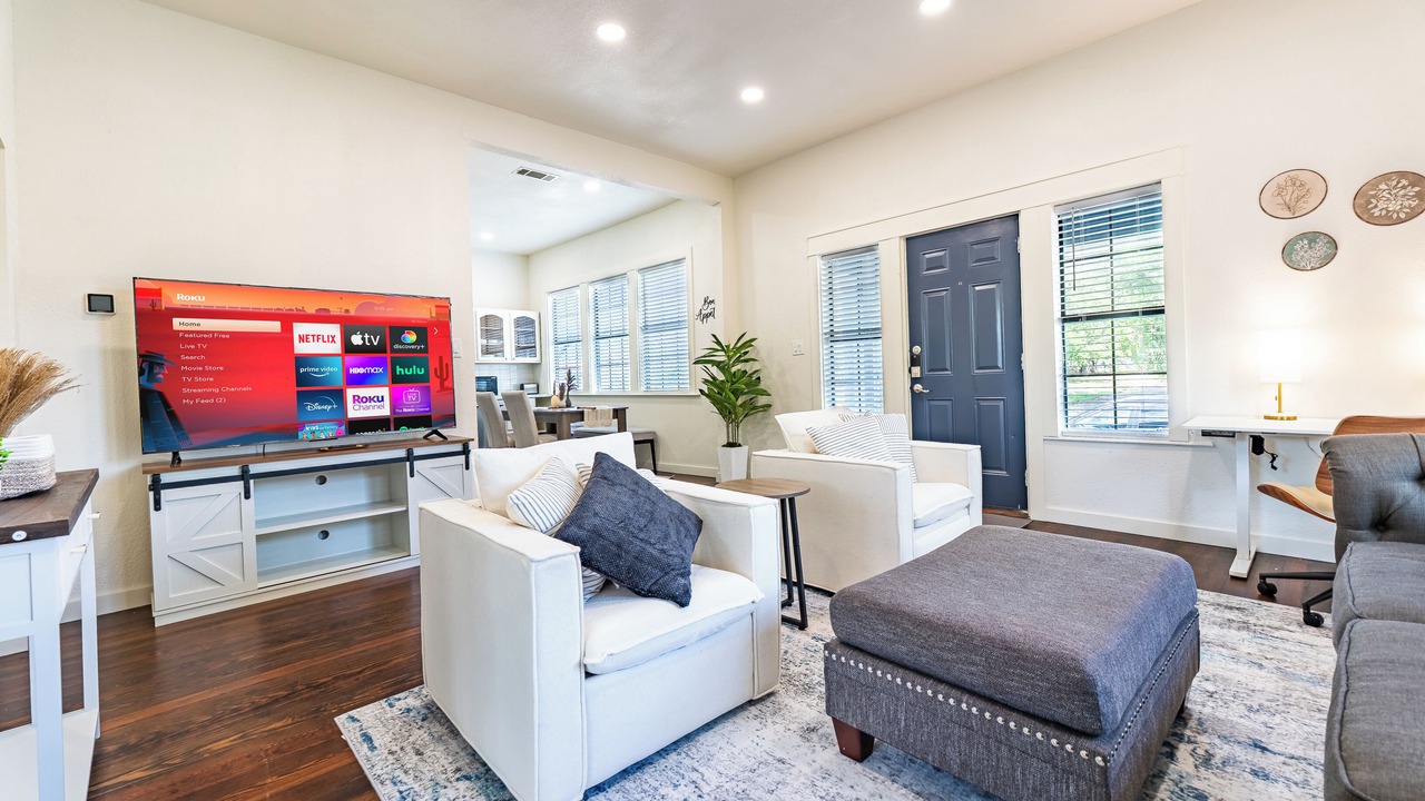 Photo of Livingroom in Greenville
