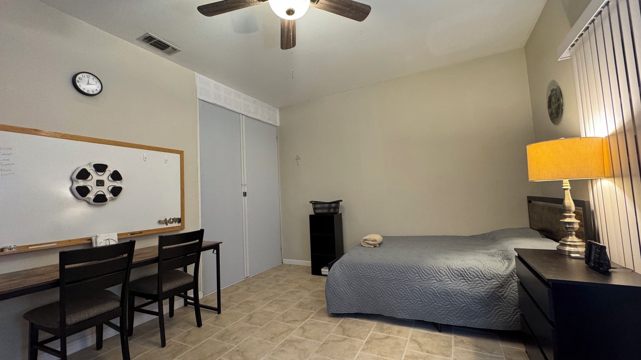 Photo of Bedroom in Tracy