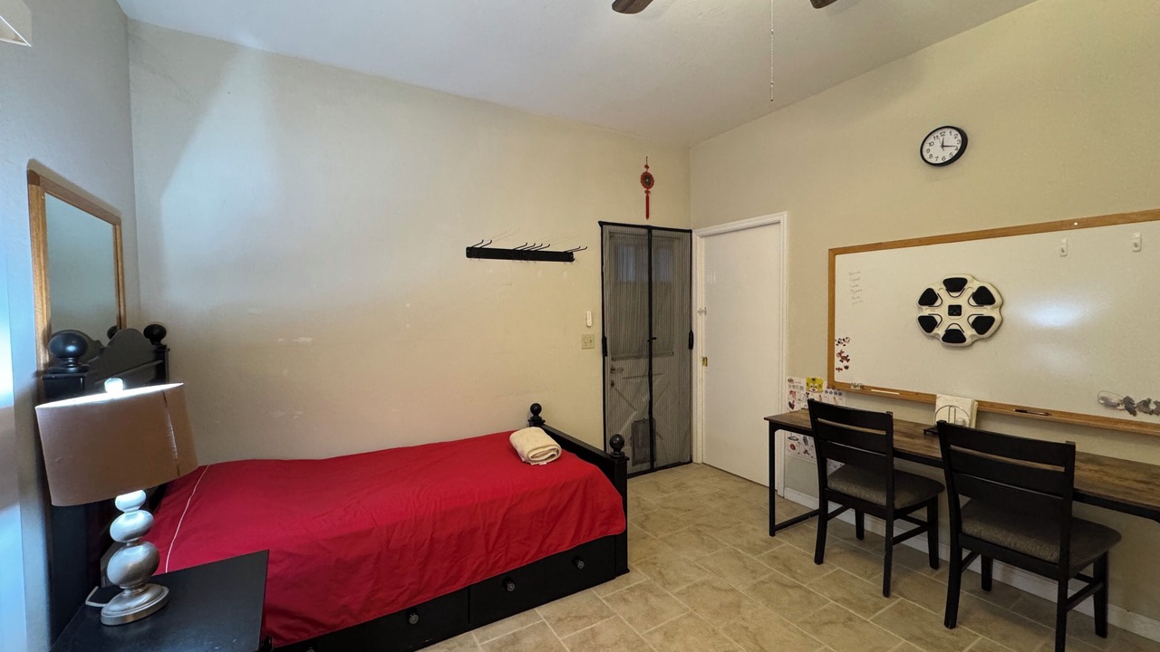 Photo of Bedroom in Tracy