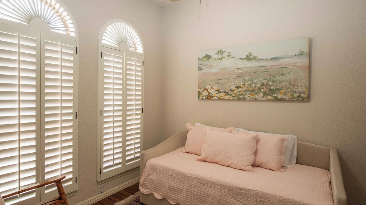 Photo of Bedroom in Biggs Field