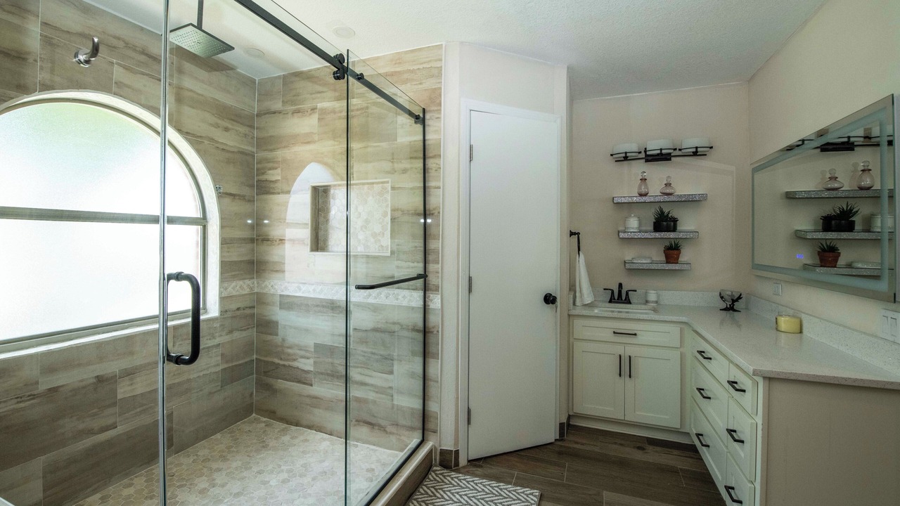 Photo of Bathroom in Biggs Field