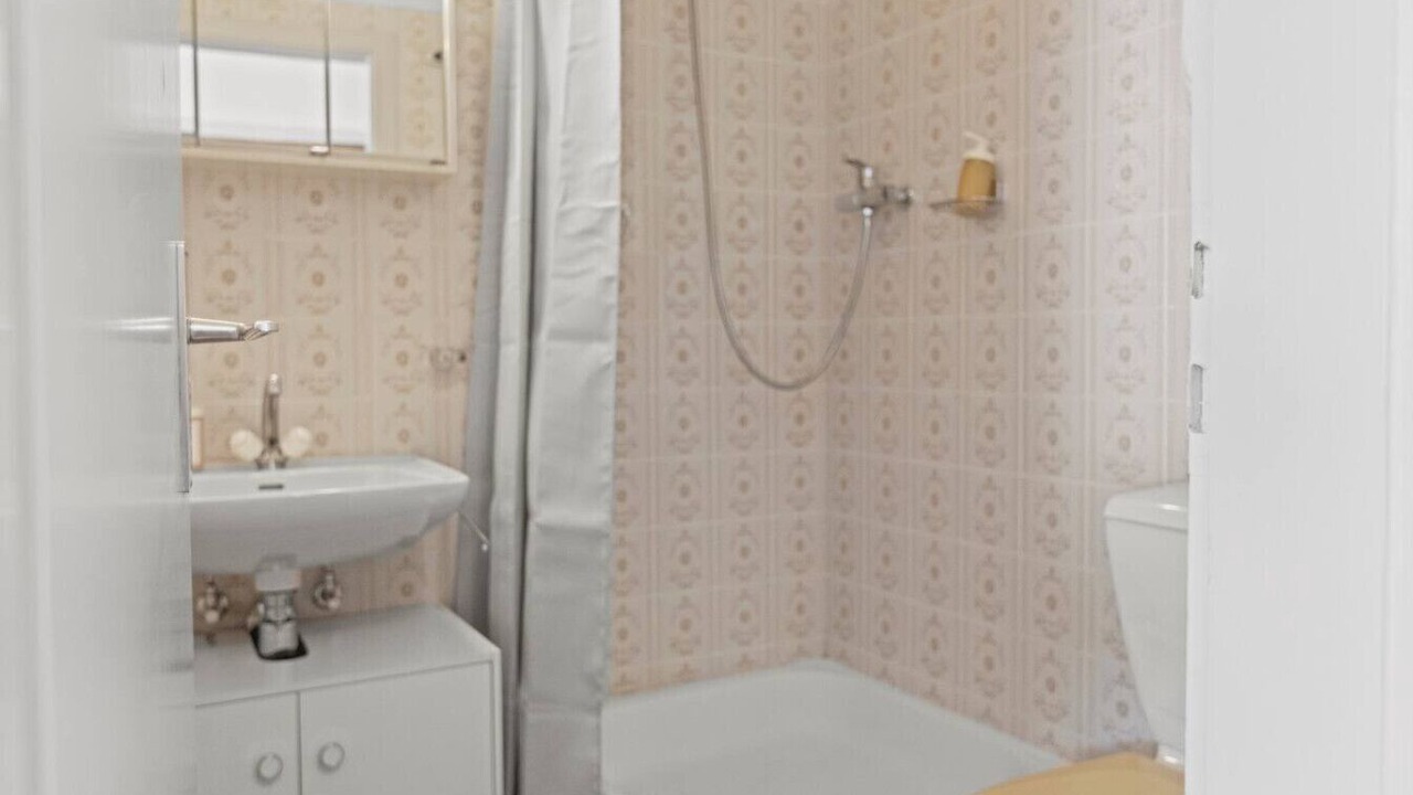 Photo of Bathroom in Noes