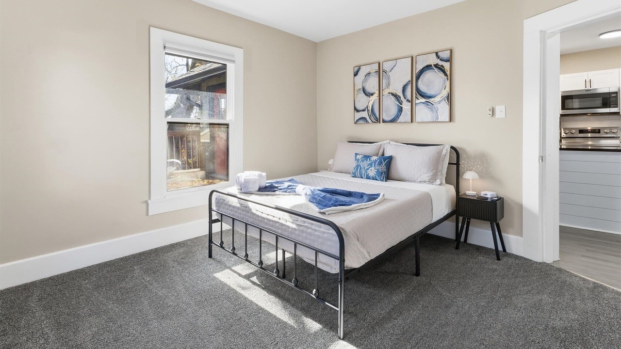 Photo of Bedroom in Meridian-Kessler