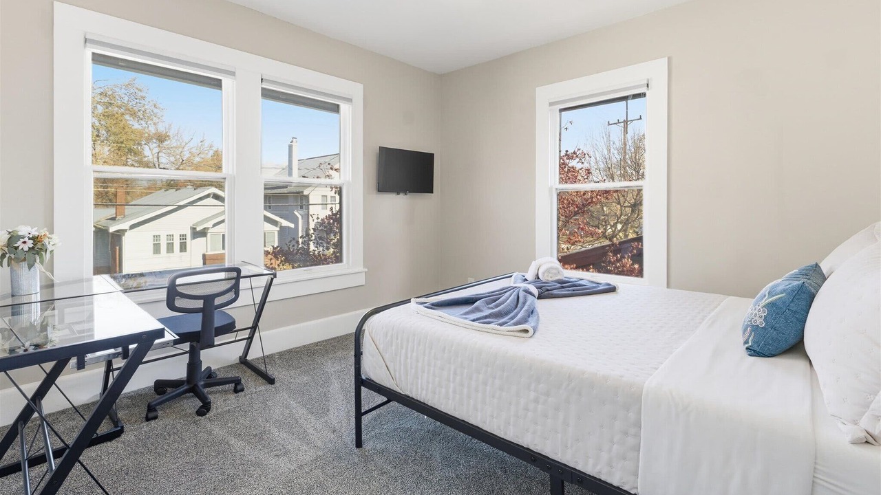 Photo of Bedroom in Meridian-Kessler