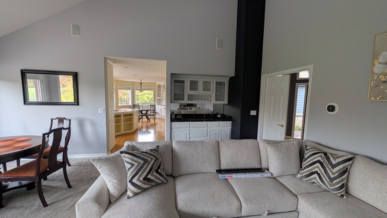 Photo of Livingroom in McMinnville