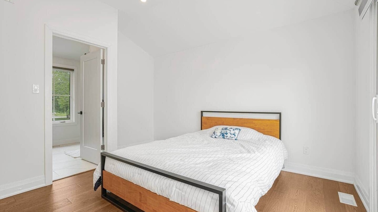 Photo of Bedroom in Scugog