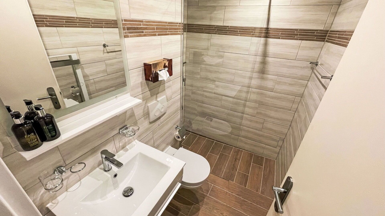 Photo of Bathroom in Falera