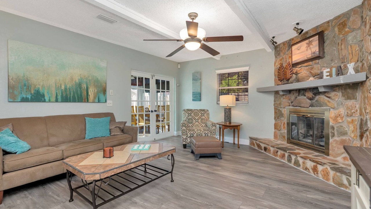 Photo of Livingroom in Pinellas Park