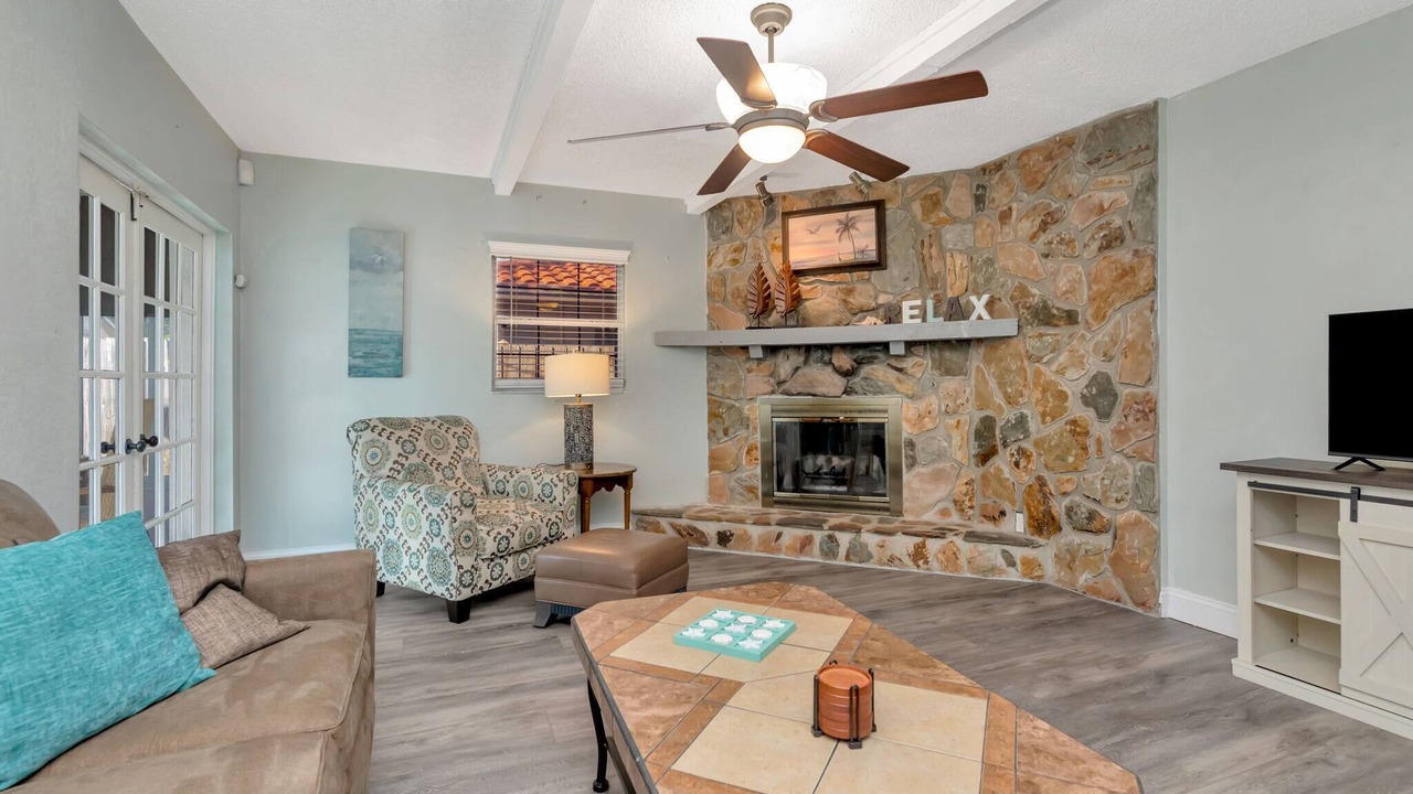 Photo of Livingroom in Pinellas Park
