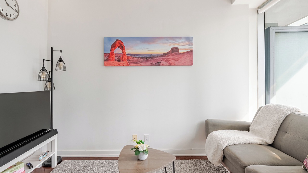 Photo of Livingroom in Toronto Entertainment District