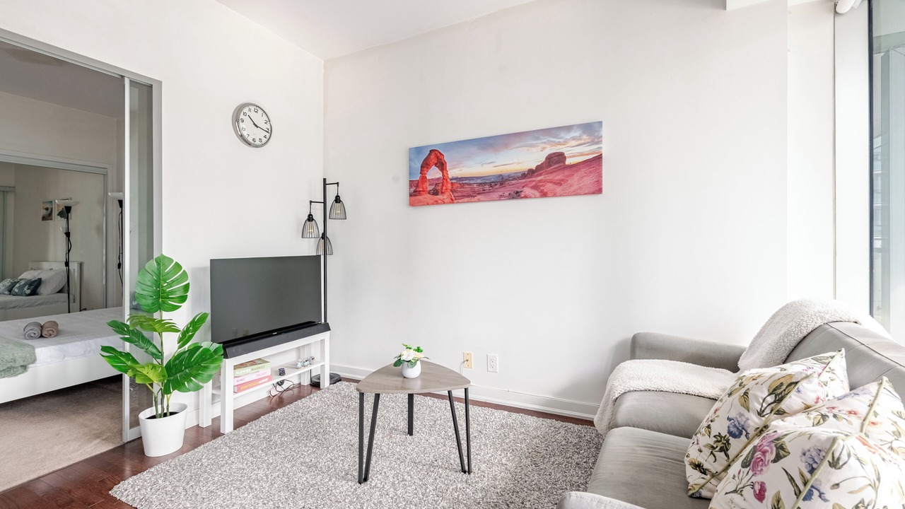 Photo of Bedroom in Toronto Entertainment District
