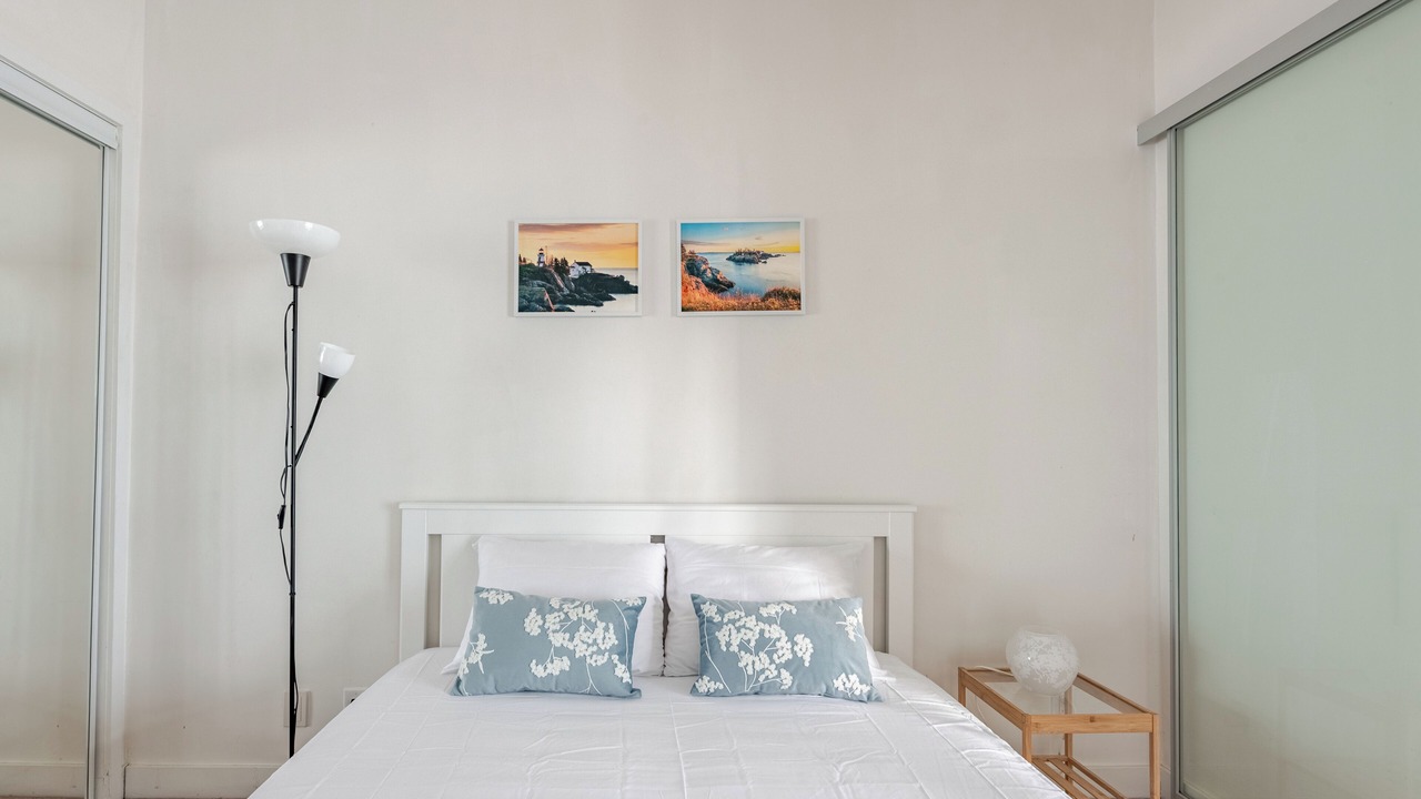 Photo of Bedroom in Toronto Entertainment District