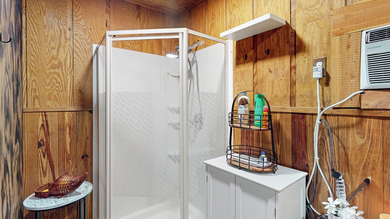 Photo of Bathroom in Bronson