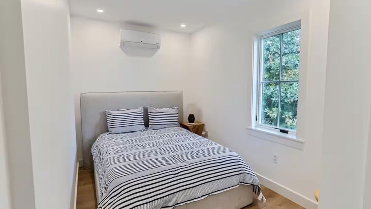 Photo of Bedroom in Tisbury