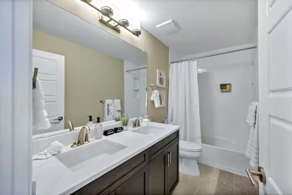 Photo of Bathroom in Superior
