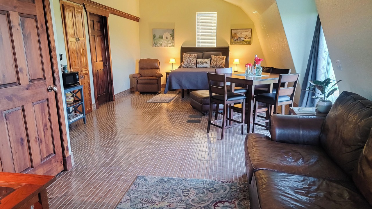 Photo of Livingroom in Cleburne