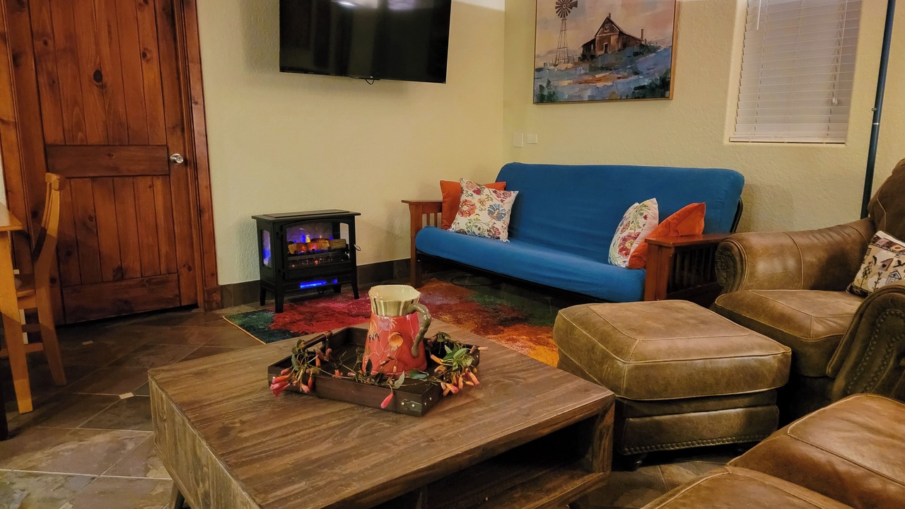 Photo of Livingroom in Cleburne