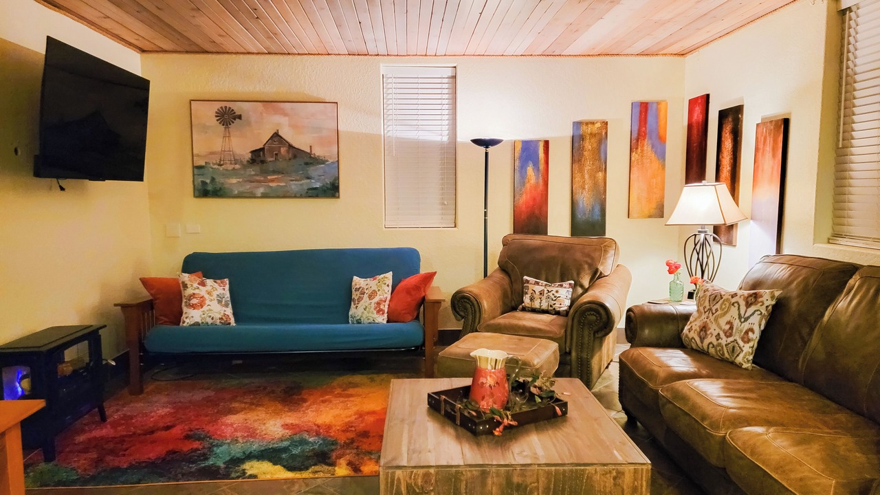 Photo of Livingroom in Cleburne