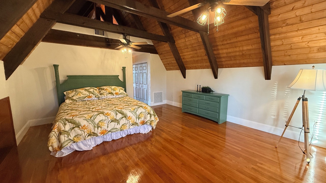 Photo of Bedroom in Hawthorne