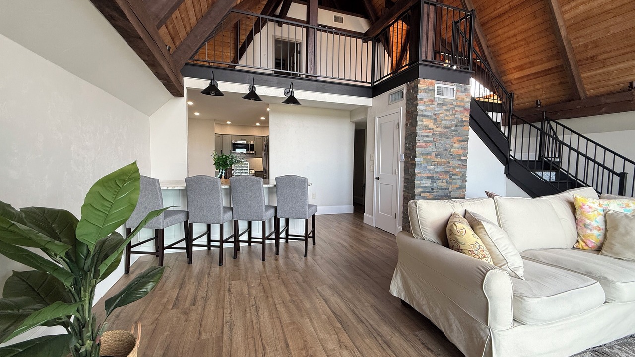 Photo of Livingroom in Hawthorne