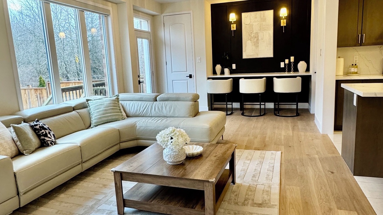Photo of Livingroom in Niagara Falls