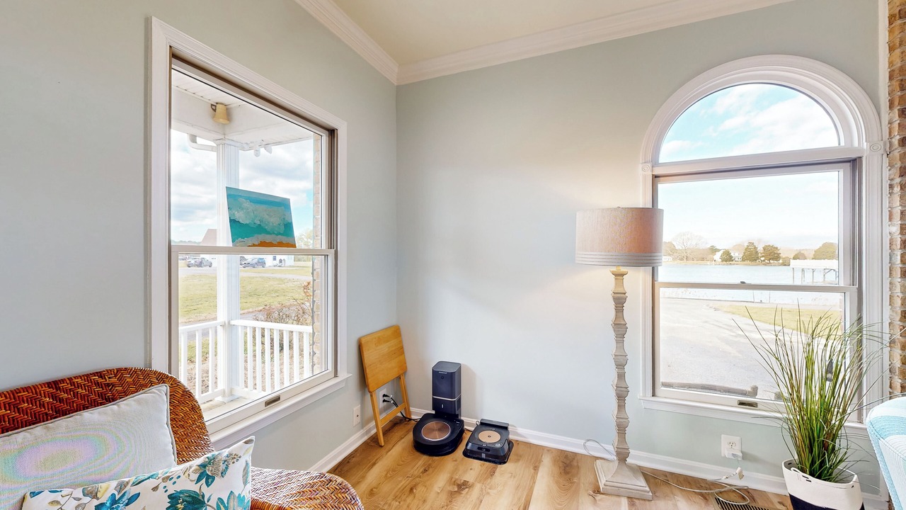 Photo of Livingroom in Point Lookout