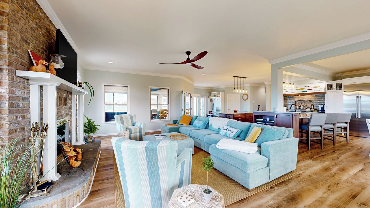 Photo of Livingroom in Point Lookout