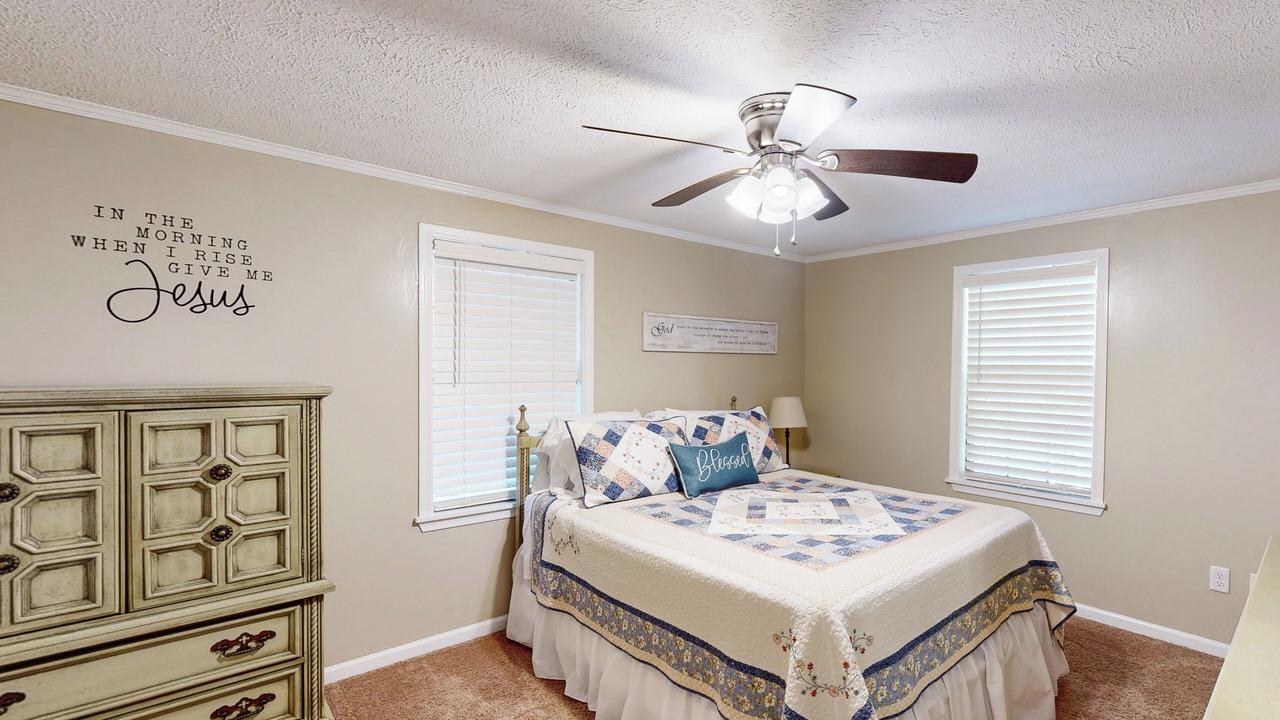 Photo of Bedroom in Eatonton