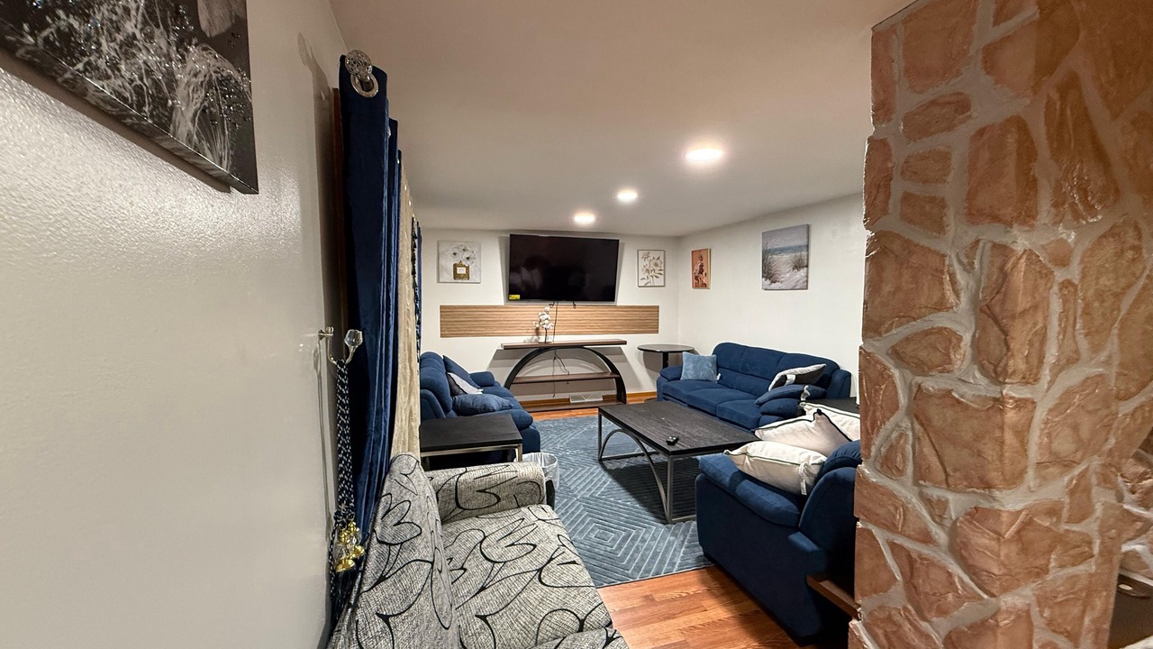 Photo of Livingroom in West Seneca