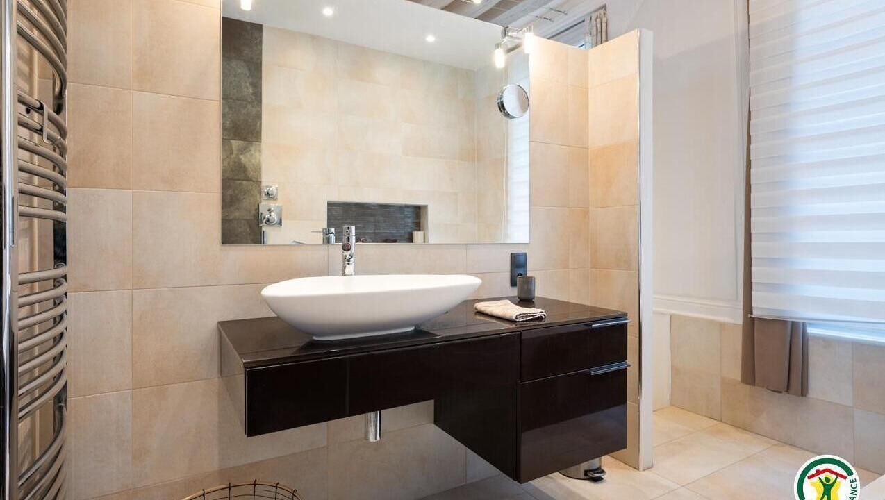 Photo of Bathroom in Quartier Vieux Marche-Cathedrale
