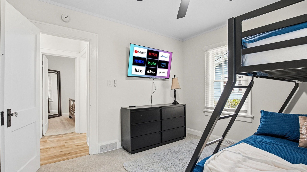Photo of Bedroom in Meridian-Kessler
