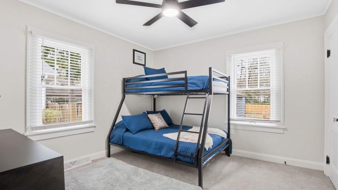 Photo of Bedroom in Meridian-Kessler