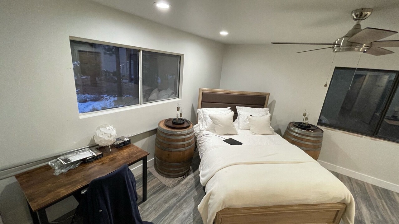 Photo of Bedroom in Round Hill Village