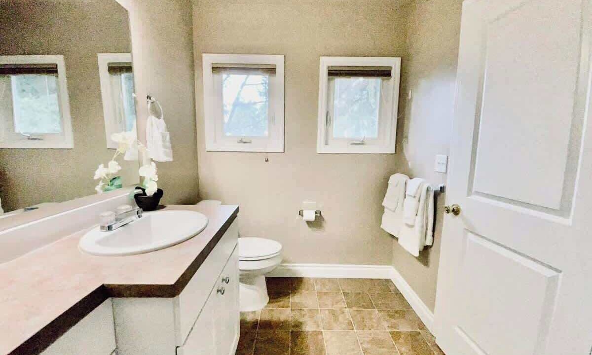 Photo of Bathroom in University District