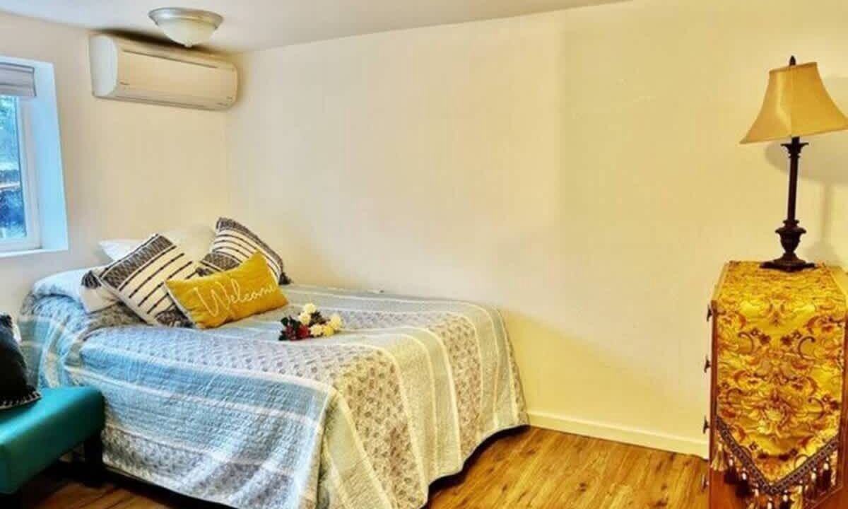 Photo of Bedroom in Haller Lake