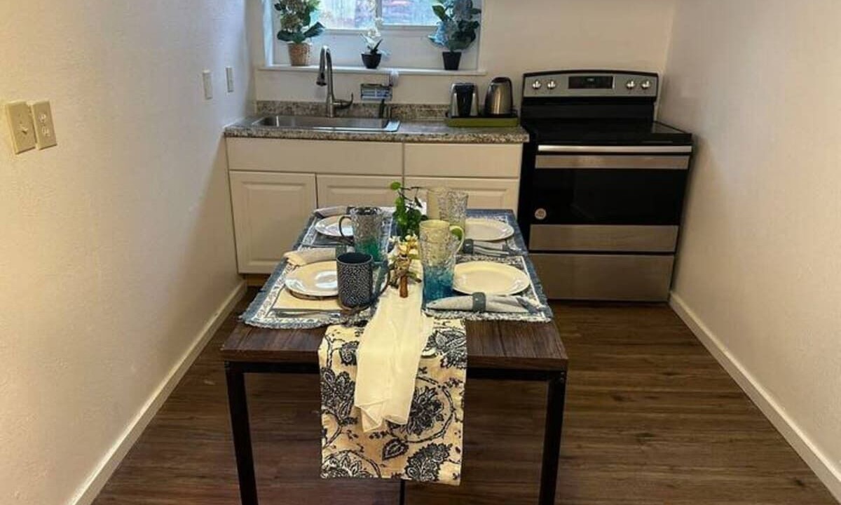 Photo of Kitchen in Haller Lake