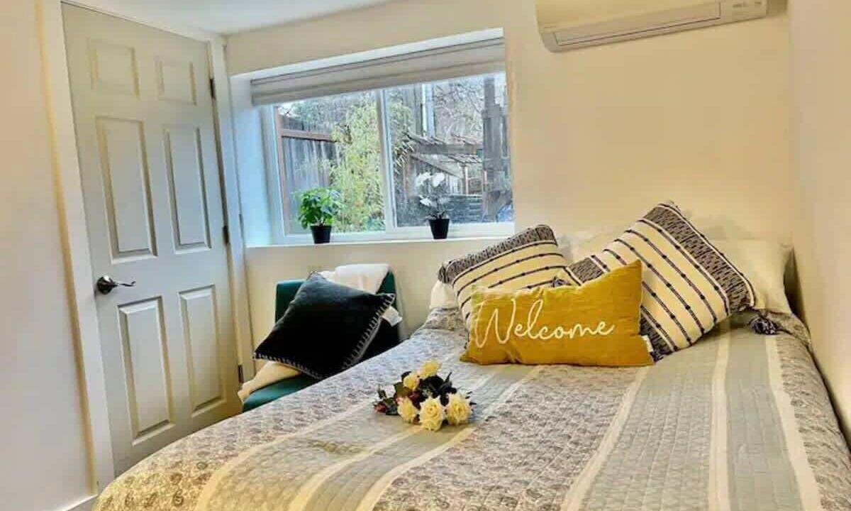 Photo of Bedroom in Haller Lake