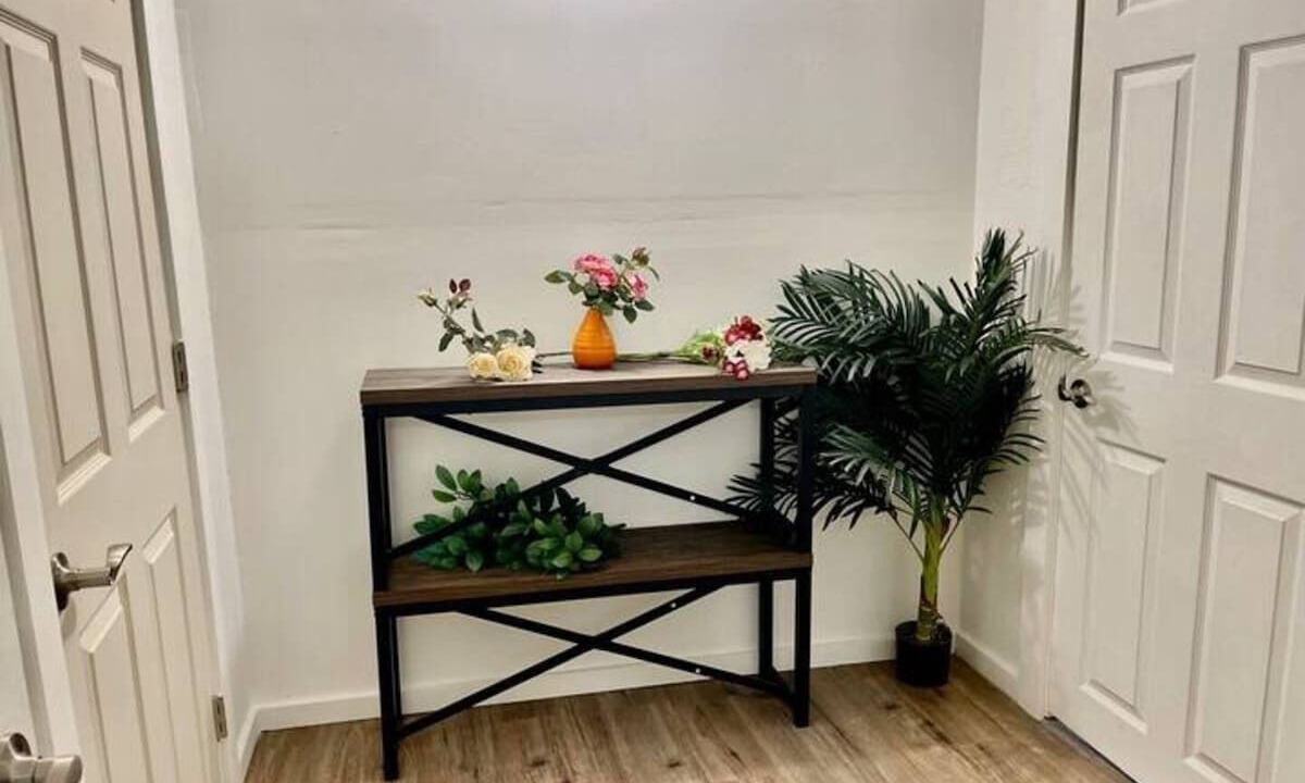 Photo of Others in Haller Lake