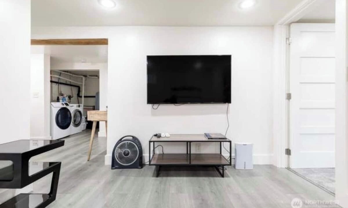 Photo of Others in West Queen Anne