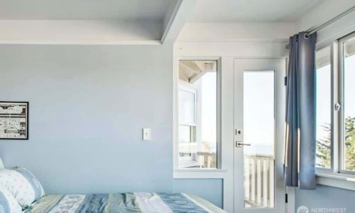 Photo of Others in West Queen Anne