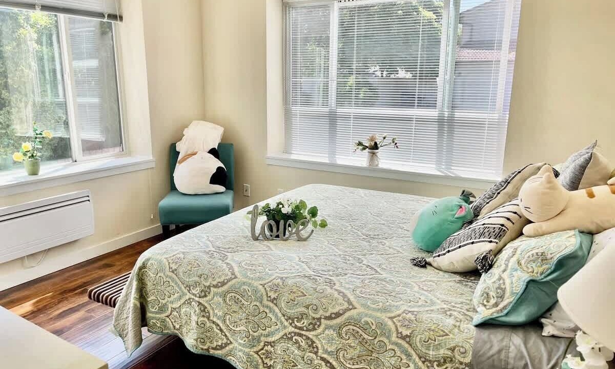 Photo of Others in Haller Lake