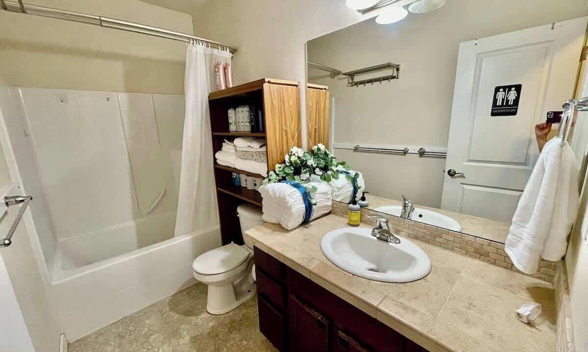 Photo of Others in Haller Lake