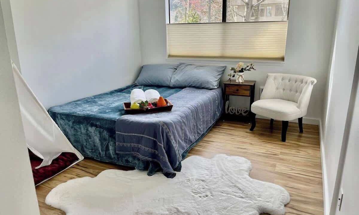 Photo of Others in Mercer Island